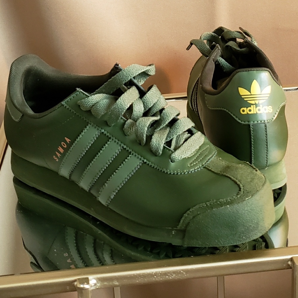 Adidas- Samoa Sneakers